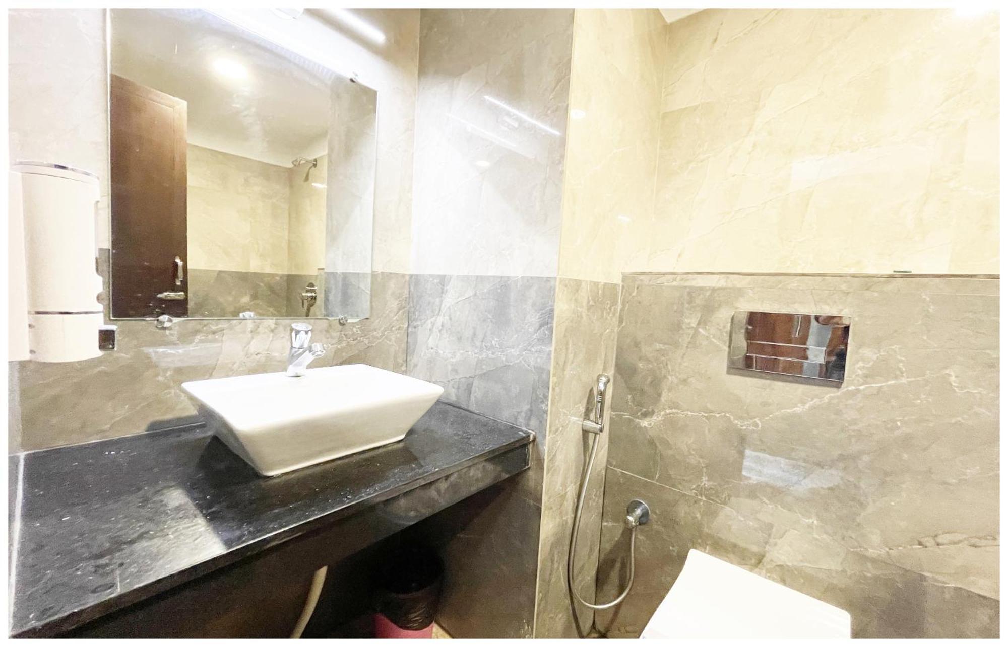A M B I K A - P A L A C E Near Sea Beach And Temple Hotel 4*